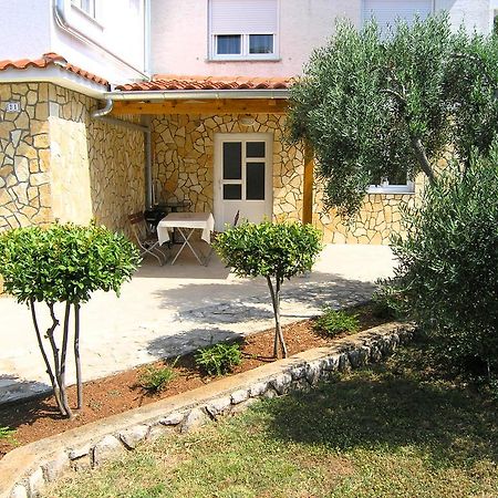Apartment Martina Krk Town Exterior photo