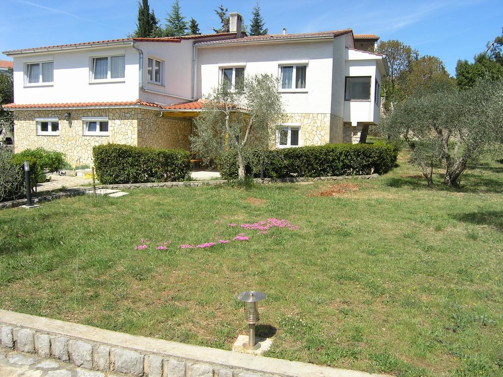 Apartment Martina Krk Town Exterior photo